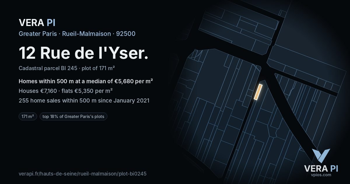 12 Rue de l'Yser, Rueil-Malmaison at night – the plot lit, the parcels around coloured by the prices near them