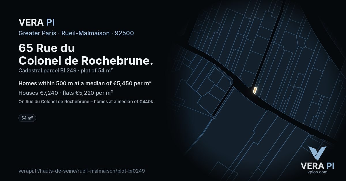 65 Rue du Colonel de Rochebrune, Rueil-Malmaison at night – the plot lit, the parcels around coloured by the prices near them