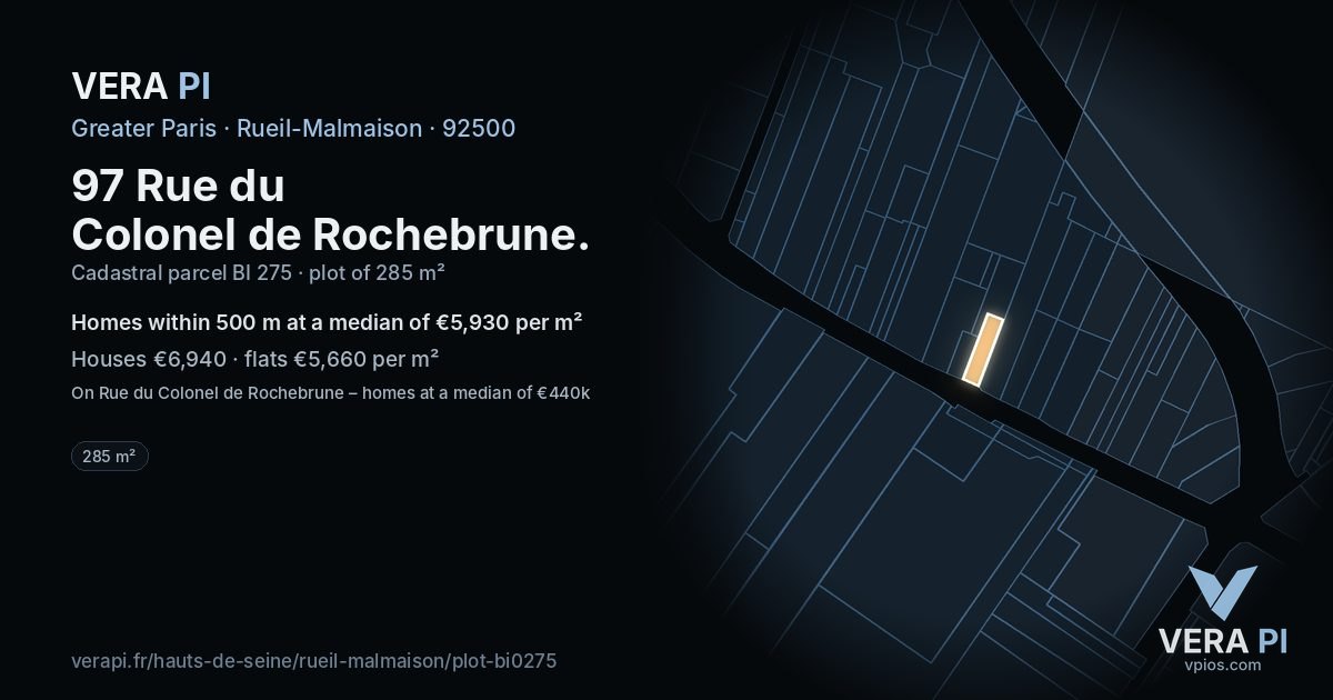 97 Rue du Colonel de Rochebrune, Rueil-Malmaison at night – the plot lit, the parcels around coloured by the prices near them