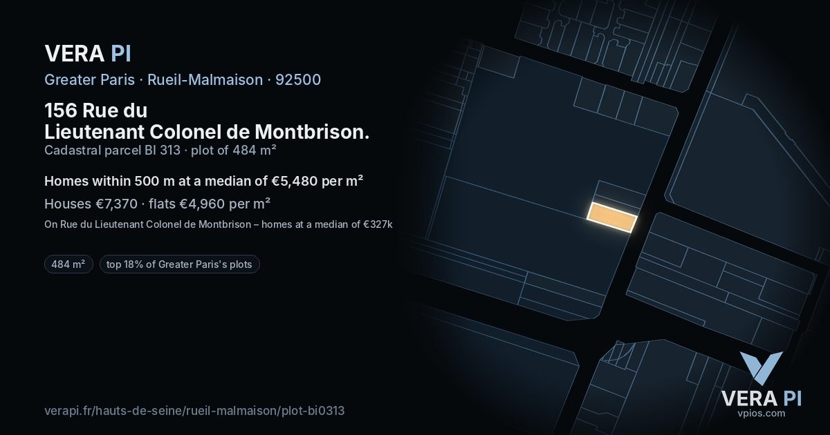 156 Rue du Lieutenant Colonel de Montbrison, Rueil-Malmaison at night – the plot lit, the parcels around coloured by the prices near them