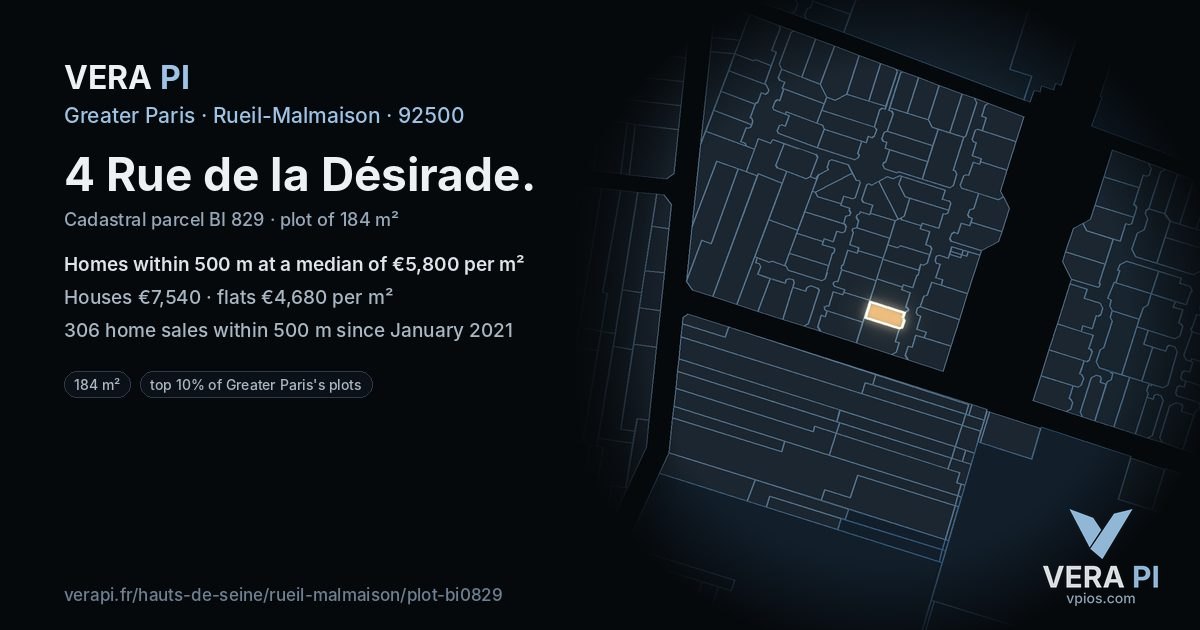 4 Rue de la Désirade, Rueil-Malmaison at night – the plot lit, the parcels around coloured by the prices near them