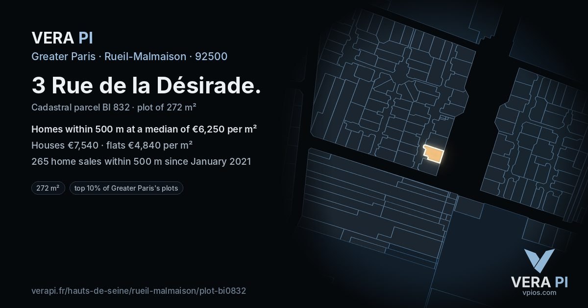 3 Rue de la Désirade, Rueil-Malmaison at night – the plot lit, the parcels around coloured by the prices near them