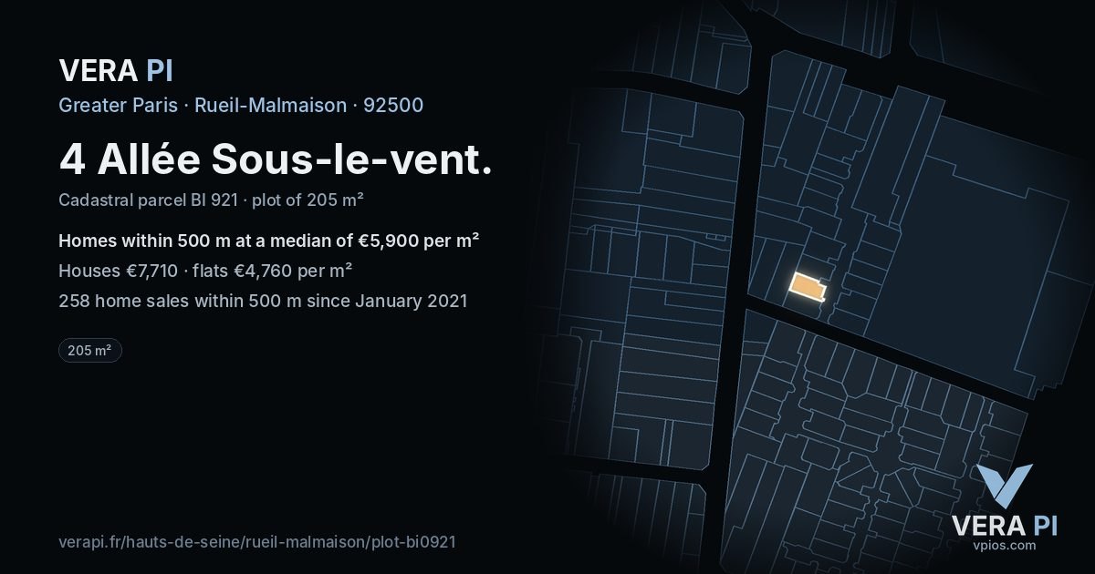 4 Allée Sous-le-vent, Rueil-Malmaison at night – the plot lit, the parcels around coloured by the prices near them