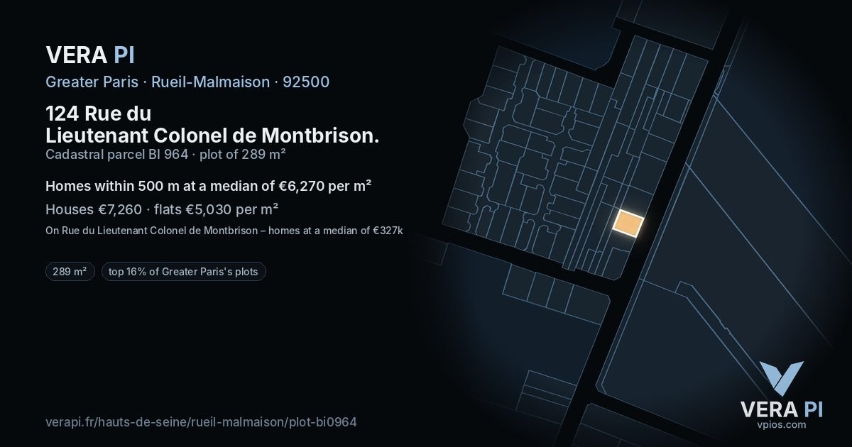 124 Rue du Lieutenant Colonel de Montbrison, Rueil-Malmaison at night – the plot lit, the parcels around coloured by the prices near them