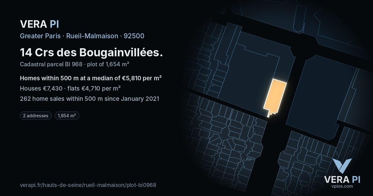 14 Crs des Bougainvillées, Rueil-Malmaison at night – the plot lit, the parcels around coloured by the prices near them
