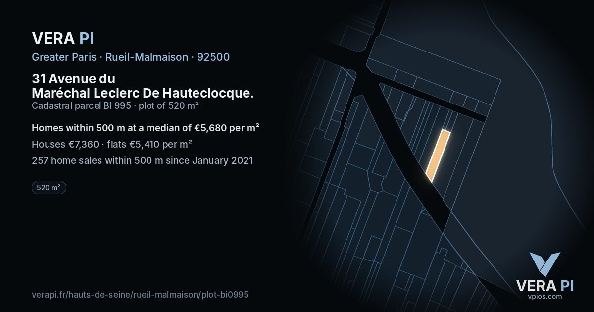 31 Avenue du Maréchal Leclerc De Hauteclocque, Rueil-Malmaison at night – the plot lit, the parcels around coloured by the prices near them