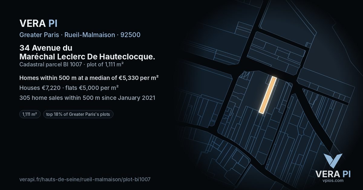 34 Avenue du Maréchal Leclerc De Hauteclocque, Rueil-Malmaison at night – the plot lit, the parcels around coloured by the prices near them