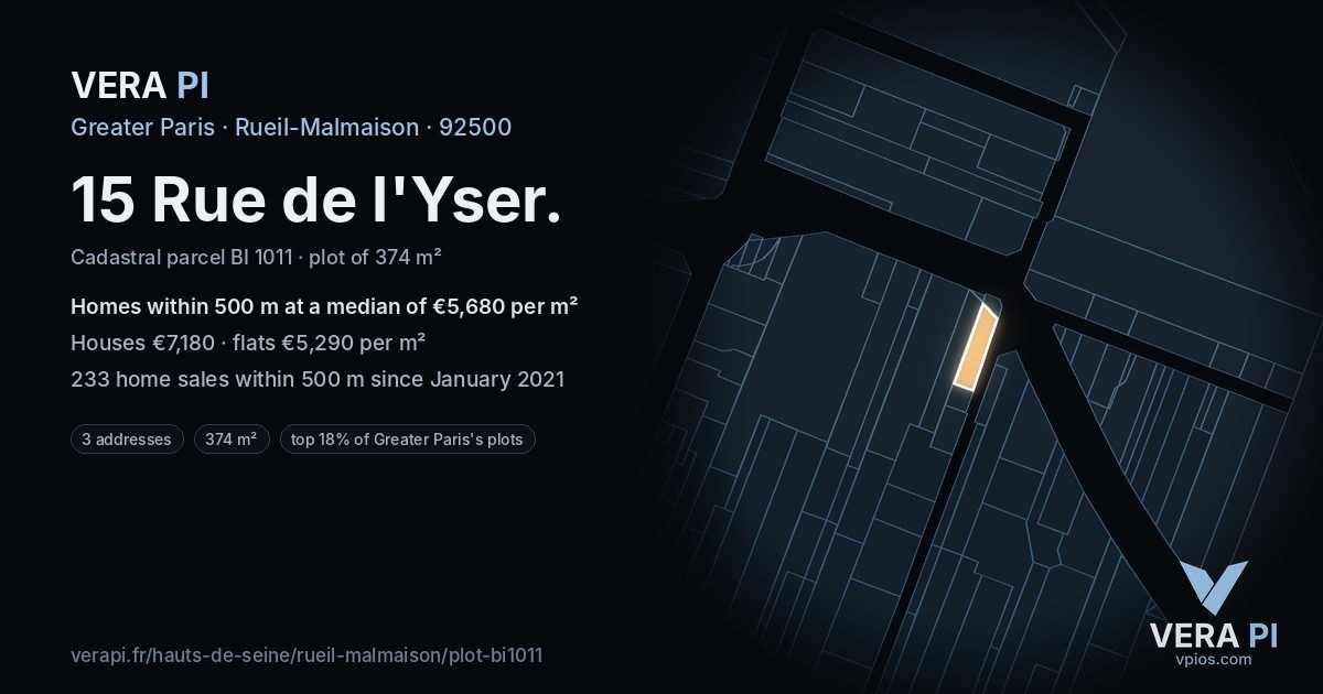 15 Rue de l'Yser, Rueil-Malmaison at night – the plot lit, the parcels around coloured by the prices near them