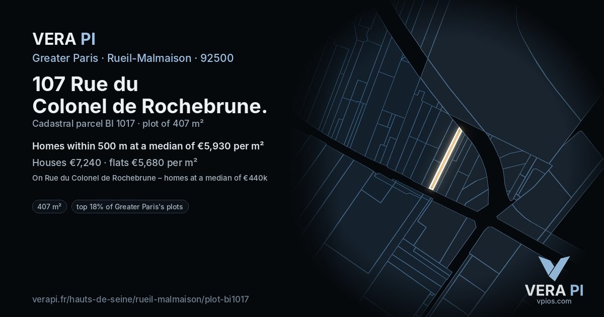 107 Rue du Colonel de Rochebrune, Rueil-Malmaison at night – the plot lit, the parcels around coloured by the prices near them