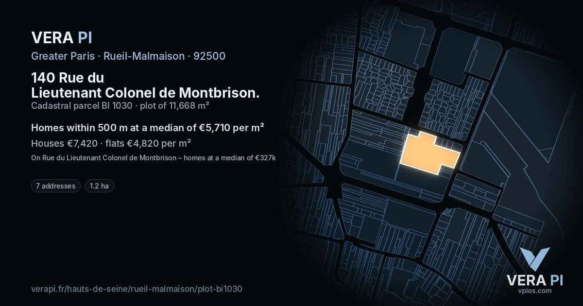 140 Rue du Lieutenant Colonel de Montbrison, Rueil-Malmaison at night – the plot lit, the parcels around coloured by the prices near them