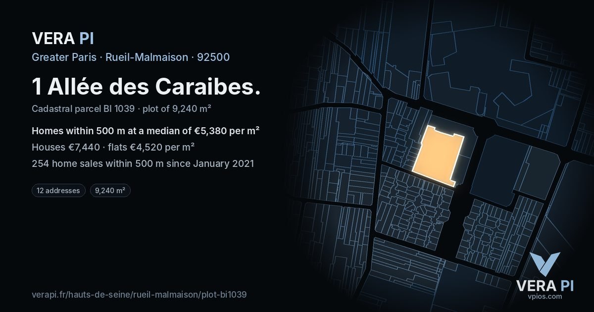 1 Allée des Caraibes, Rueil-Malmaison at night – the plot lit, the parcels around coloured by the prices near them