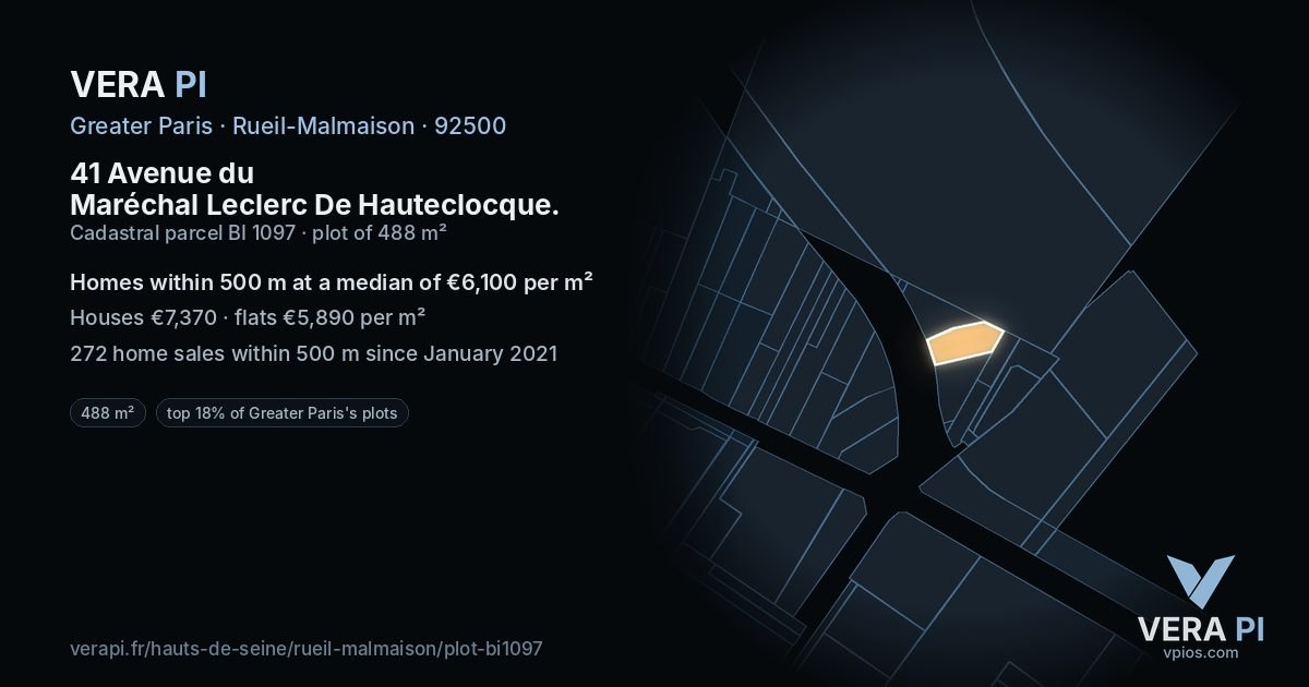 41 Avenue du Maréchal Leclerc De Hauteclocque, Rueil-Malmaison at night – the plot lit, the parcels around coloured by the prices near them