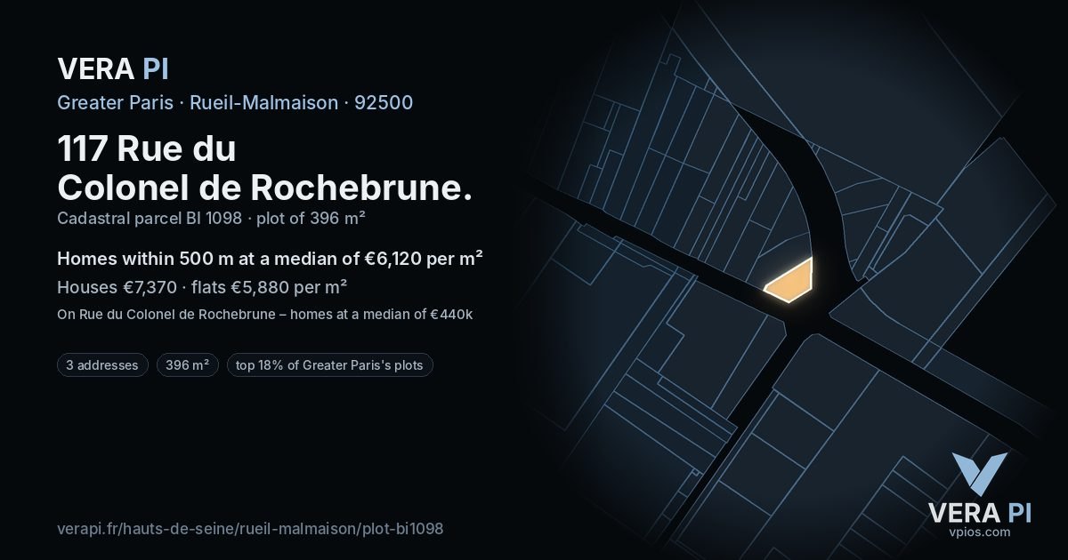 117 Rue du Colonel de Rochebrune, Rueil-Malmaison at night – the plot lit, the parcels around coloured by the prices near them