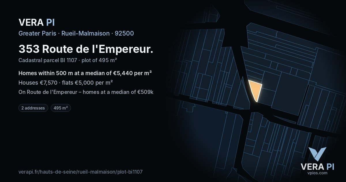 353 Route de l'Empereur, Rueil-Malmaison at night – the plot lit, the parcels around coloured by the prices near them
