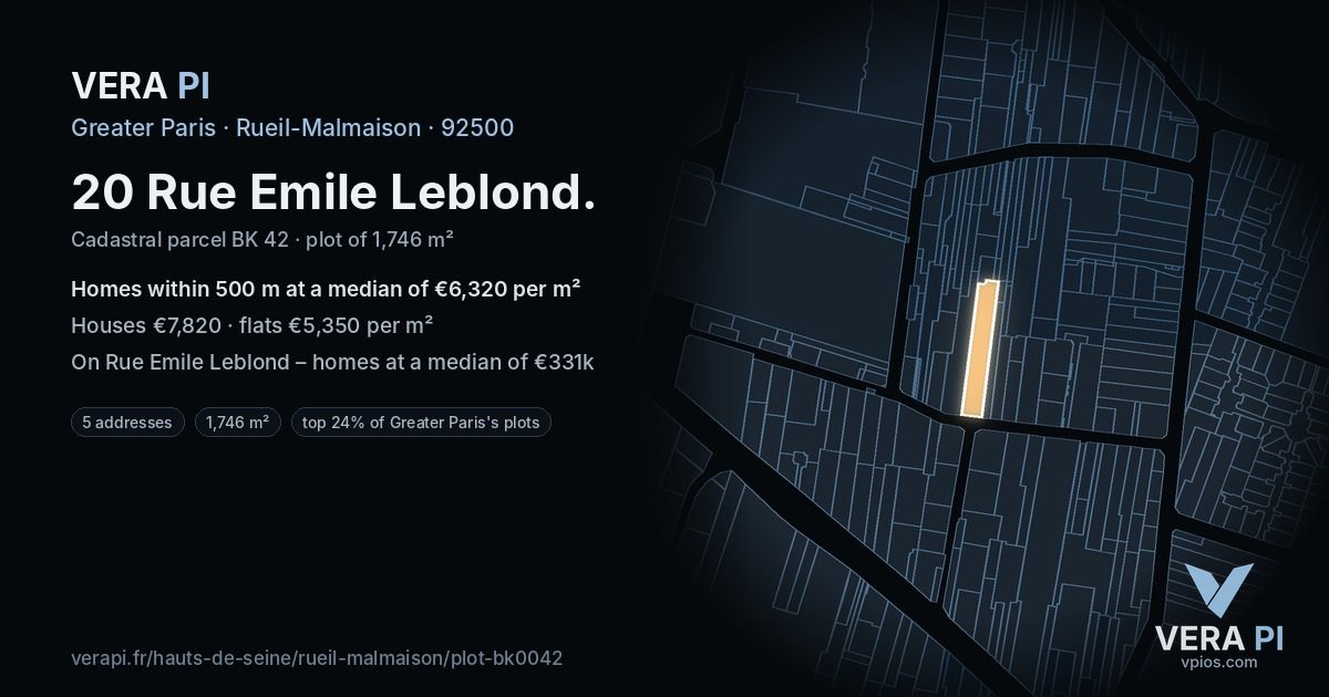 20 Rue Emile Leblond, Rueil-Malmaison at night – the plot lit, the parcels around coloured by the prices near them