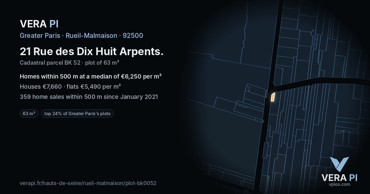 21 Rue des Dix Huit Arpents, Rueil-Malmaison at night – the plot lit, the parcels around coloured by the prices near them