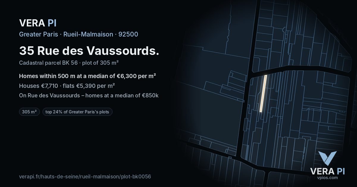 35 Rue des Vaussourds, Rueil-Malmaison at night – the plot lit, the parcels around coloured by the prices near them
