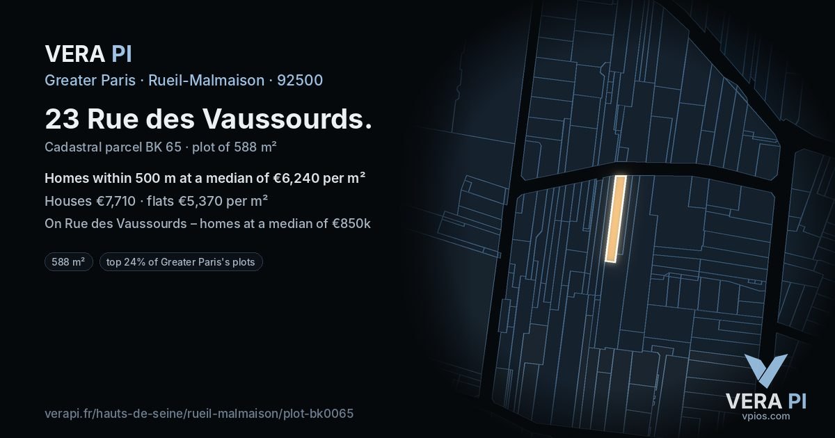 23 Rue des Vaussourds, Rueil-Malmaison at night – the plot lit, the parcels around coloured by the prices near them