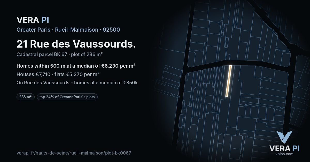 21 Rue des Vaussourds, Rueil-Malmaison at night – the plot lit, the parcels around coloured by the prices near them