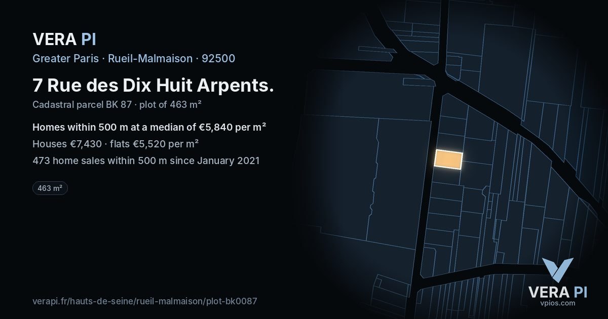 7 Rue des Dix Huit Arpents, Rueil-Malmaison at night – the plot lit, the parcels around coloured by the prices near them
