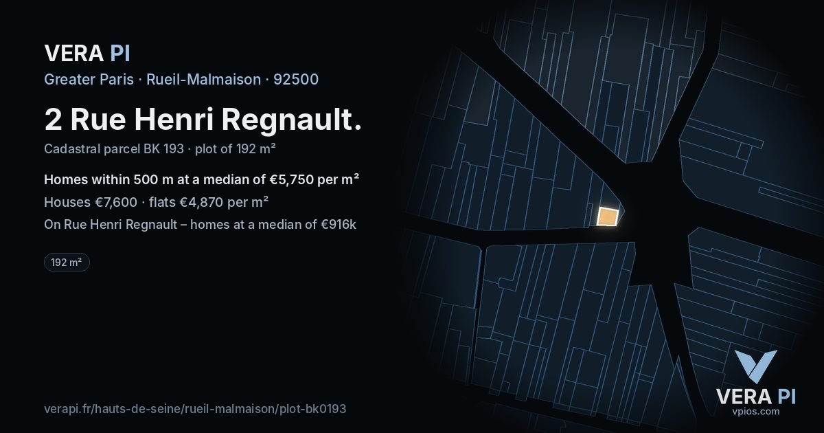 2 Rue Henri Regnault, Rueil-Malmaison at night – the plot lit, the parcels around coloured by the prices near them