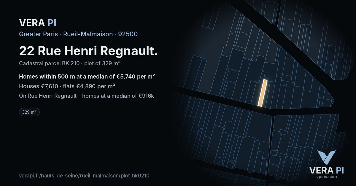 22 Rue Henri Regnault, Rueil-Malmaison at night – the plot lit, the parcels around coloured by the prices near them