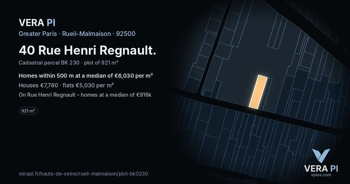 40 Rue Henri Regnault, Rueil-Malmaison at night – the plot lit, the parcels around coloured by the prices near them