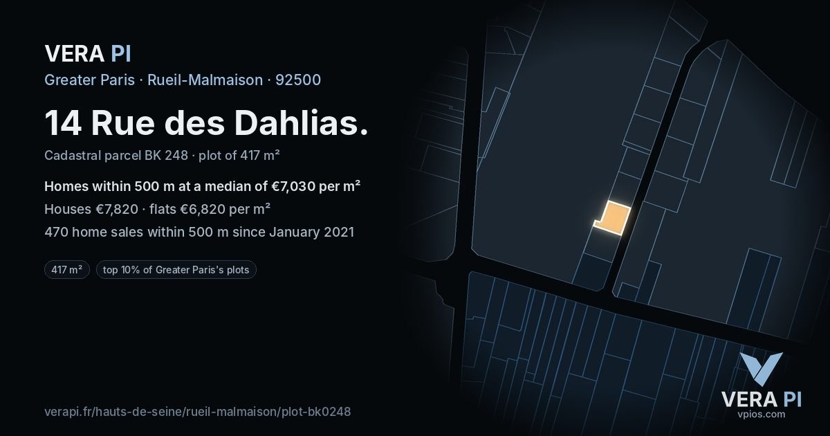 14 Rue des Dahlias, Rueil-Malmaison at night – the plot lit, the parcels around coloured by the prices near them