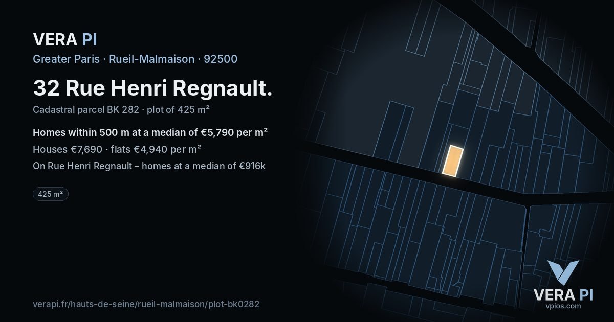 32 Rue Henri Regnault, Rueil-Malmaison at night – the plot lit, the parcels around coloured by the prices near them