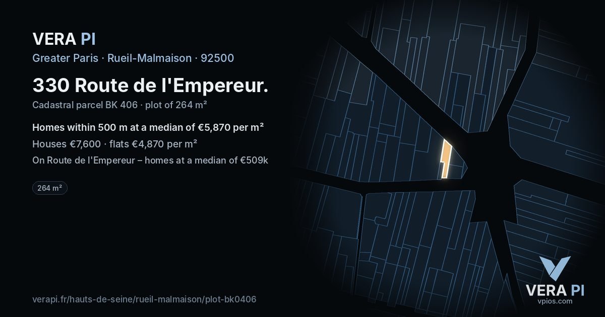 330 Route de l'Empereur, Rueil-Malmaison at night – the plot lit, the parcels around coloured by the prices near them