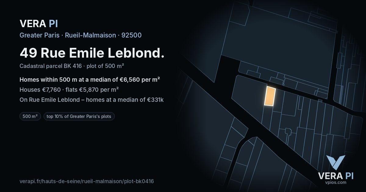 49 Rue Emile Leblond, Rueil-Malmaison at night – the plot lit, the parcels around coloured by the prices near them