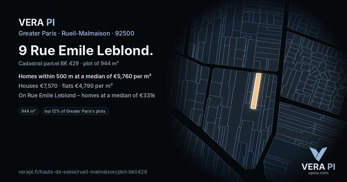 9 Rue Emile Leblond, Rueil-Malmaison at night – the plot lit, the parcels around coloured by the prices near them