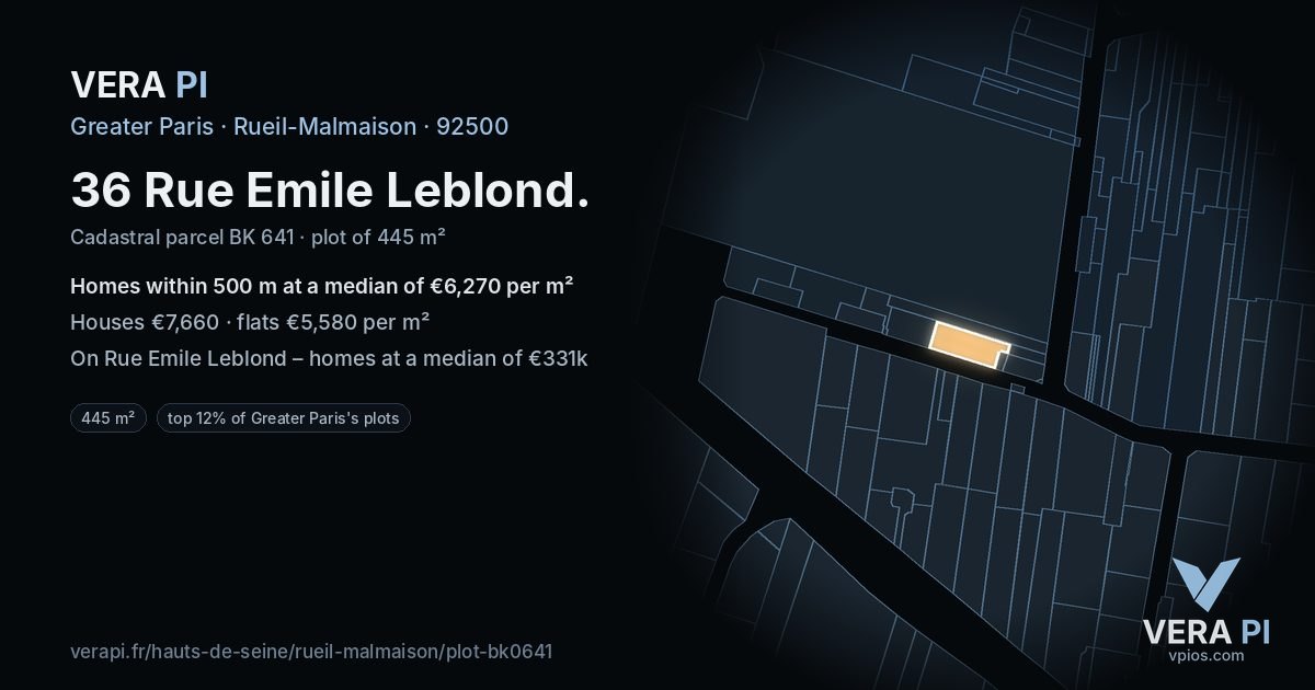 36 Rue Emile Leblond, Rueil-Malmaison at night – the plot lit, the parcels around coloured by the prices near them