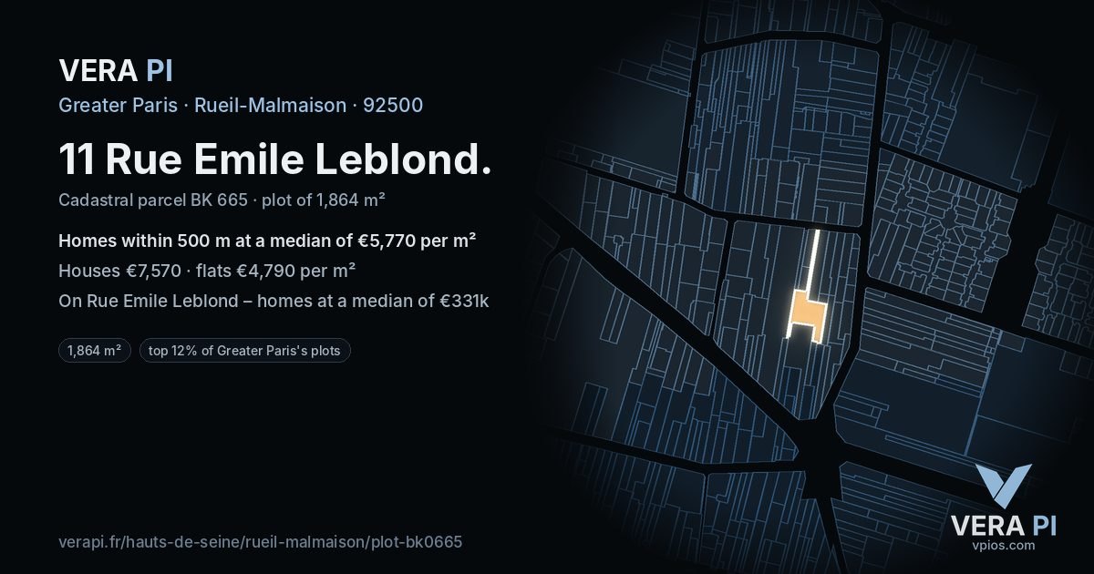 11 Rue Emile Leblond, Rueil-Malmaison at night – the plot lit, the parcels around coloured by the prices near them