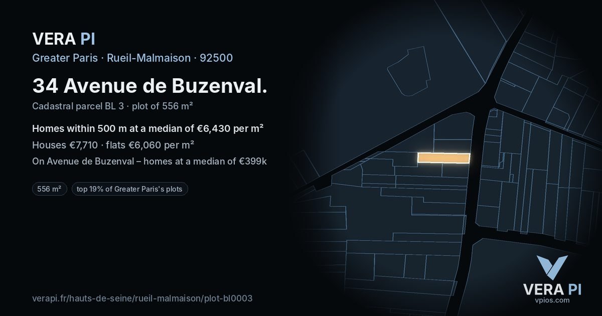 34 Avenue de Buzenval, Rueil-Malmaison at night – the plot lit, the parcels around coloured by the prices near them
