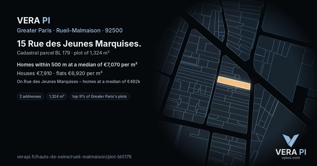 15 Rue des Jeunes Marquises, Rueil-Malmaison at night – the plot lit, the parcels around coloured by the prices near them