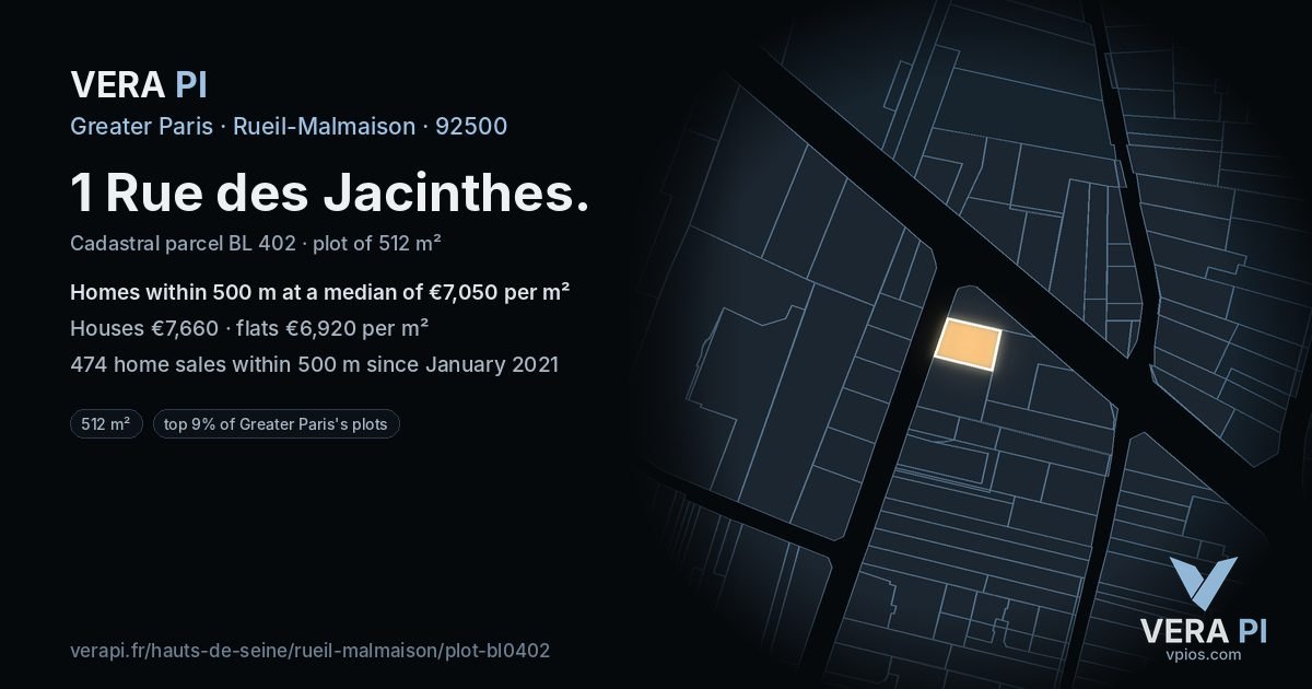 1 Rue des Jacinthes, Rueil-Malmaison at night – the plot lit, the parcels around coloured by the prices near them