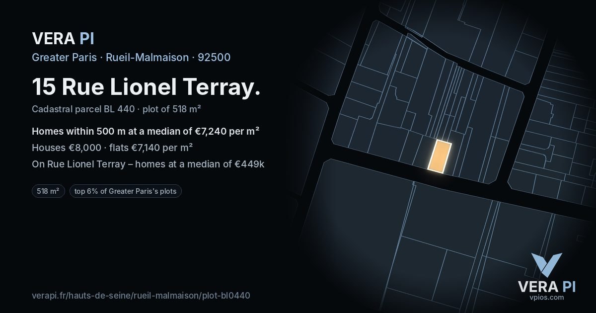 15 Rue Lionel Terray, Rueil-Malmaison at night – the plot lit, the parcels around coloured by the prices near them