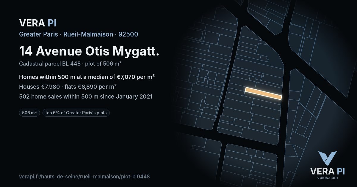 14 Avenue Otis Mygatt, Rueil-Malmaison at night – the plot lit, the parcels around coloured by the prices near them