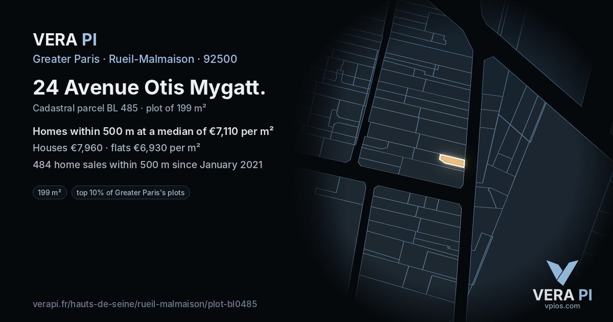 24 Avenue Otis Mygatt, Rueil-Malmaison at night – the plot lit, the parcels around coloured by the prices near them