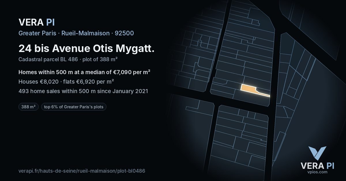 24 bis Avenue Otis Mygatt, Rueil-Malmaison at night – the plot lit, the parcels around coloured by the prices near them