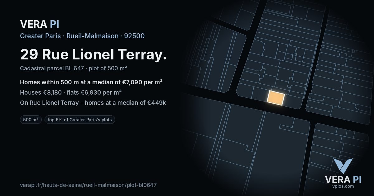 29 Rue Lionel Terray, Rueil-Malmaison at night – the plot lit, the parcels around coloured by the prices near them