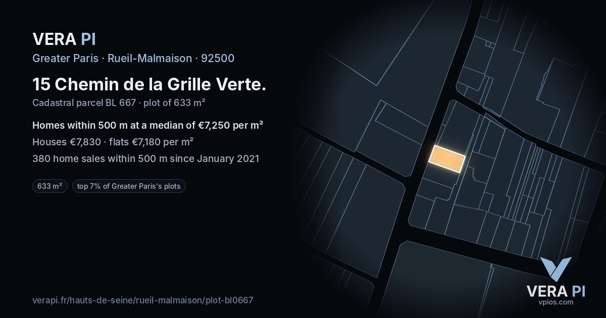 15 Chemin de la Grille Verte, Rueil-Malmaison at night – the plot lit, the parcels around coloured by the prices near them