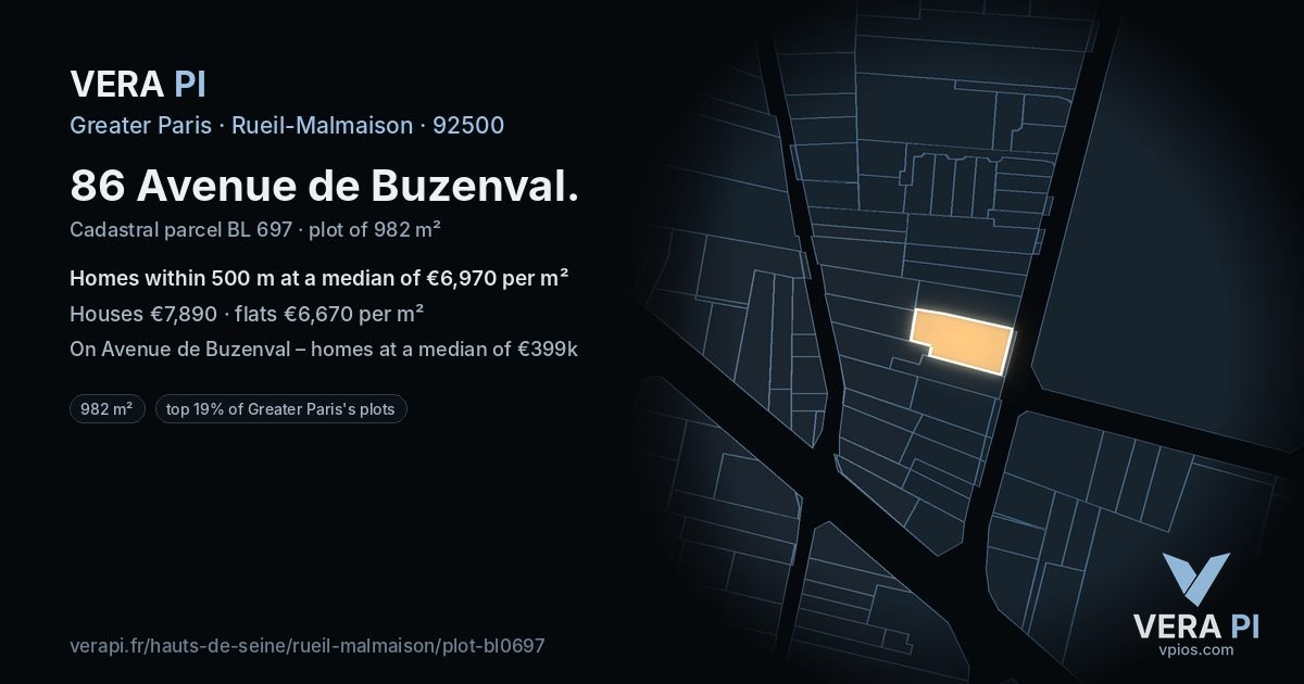 86 Avenue de Buzenval, Rueil-Malmaison at night – the plot lit, the parcels around coloured by the prices near them