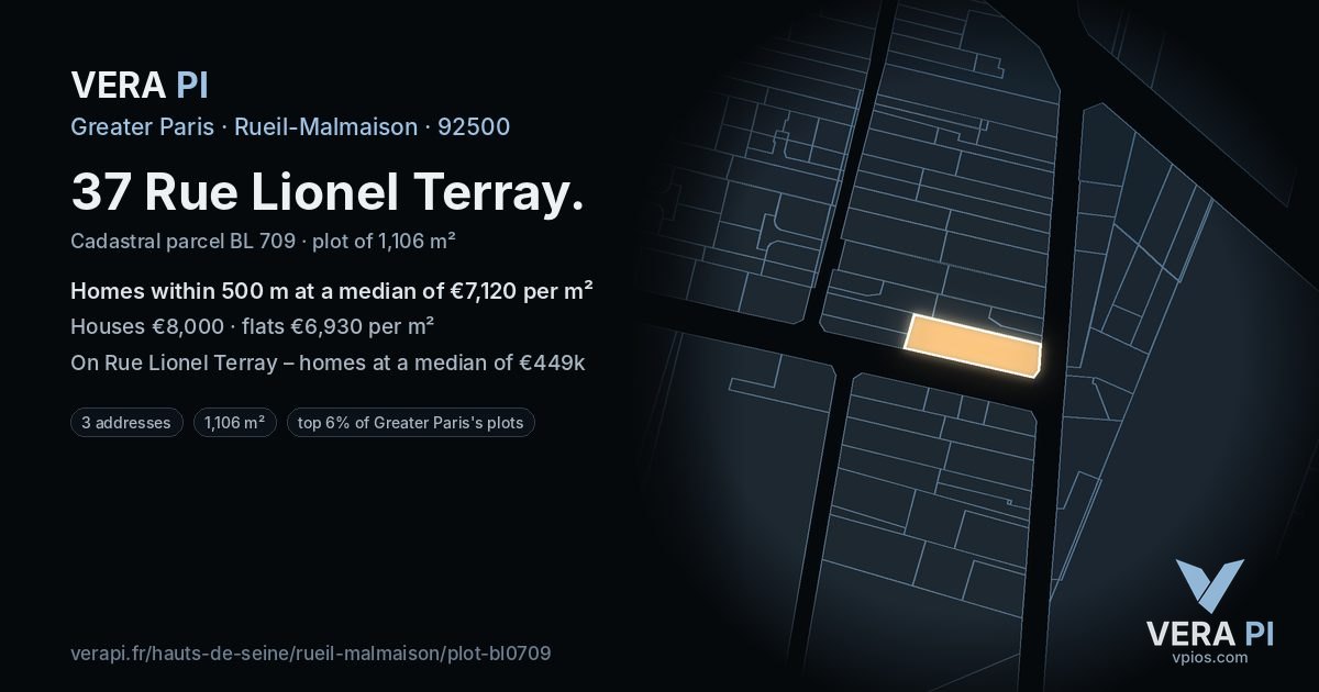 37 Rue Lionel Terray, Rueil-Malmaison at night – the plot lit, the parcels around coloured by the prices near them
