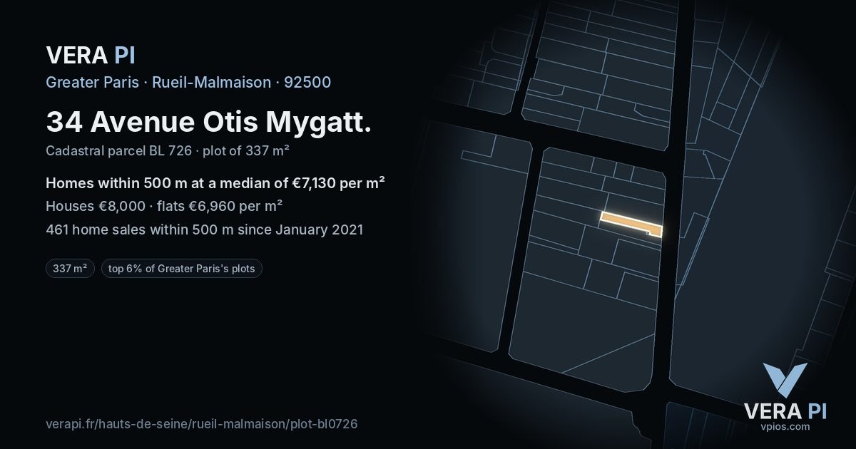 34 Avenue Otis Mygatt, Rueil-Malmaison at night – the plot lit, the parcels around coloured by the prices near them