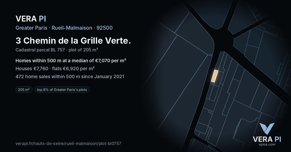 3 Chemin de la Grille Verte, Rueil-Malmaison at night – the plot lit, the parcels around coloured by the prices near them