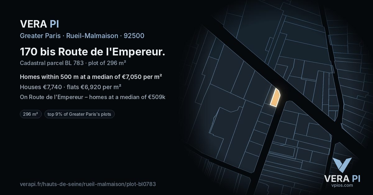 170 bis Route de l'Empereur, Rueil-Malmaison at night – the plot lit, the parcels around coloured by the prices near them
