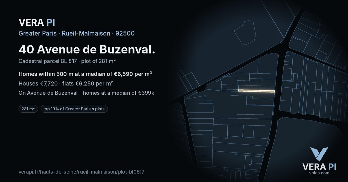 40 Avenue de Buzenval, Rueil-Malmaison at night – the plot lit, the parcels around coloured by the prices near them