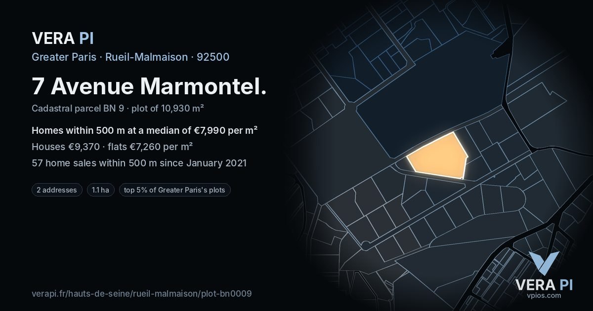 7 Avenue Marmontel, Rueil-Malmaison at night – the plot lit, the parcels around coloured by the prices near them